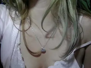 Elith20 from bongacams