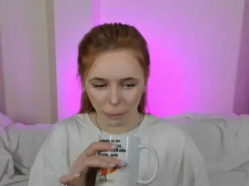 Bongacams Free Porn Cam of MissRedFox