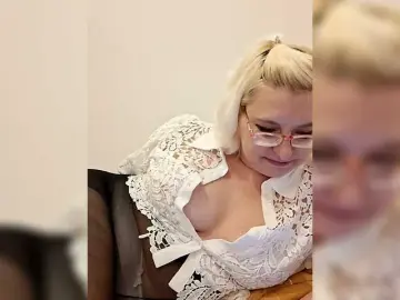 Bongacams Watch Live Sex Cams of Vika211