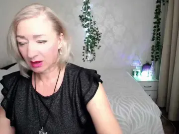 Bongacams Adult Webcams of hunters-woman