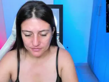 Bongacams Live Sex Cam of Saskyaajohnson