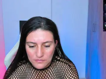 Bongacams Free Live Porn of Saskyaajohnson