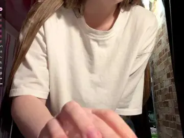 Bongacams Live Sex Cam of CelinaMacguire