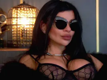 Bongacams Best live sex cam show of EleniaDevons