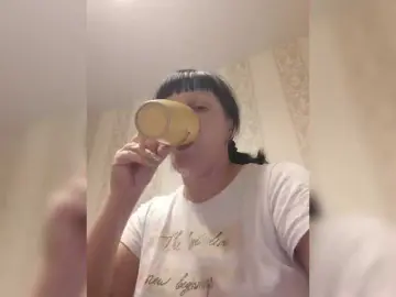 Bongacams Watch Live Sex Cams of Zlykaa