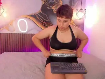 Ailin-Maite from bongacams