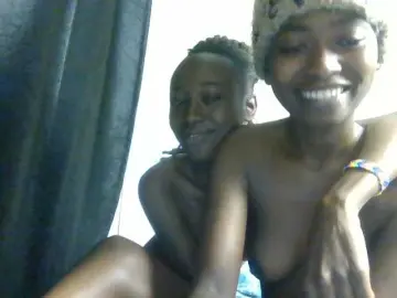 Dammyyaro from bongacams