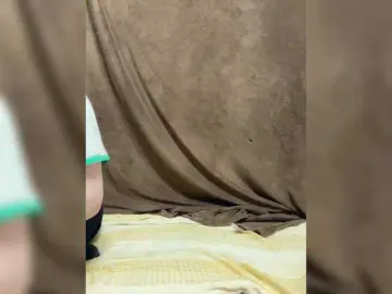 Bongacams Live Sex Cam of Emmalove13