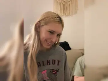 Bongacams Nude Webcam of LinaTwins