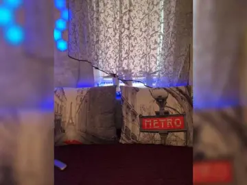 Bongacams Watch Live Sex Cams of AureliyXXX