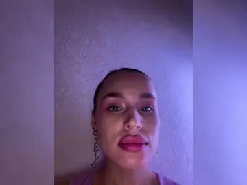 Bongacams Best live sex cam show of Enchantix