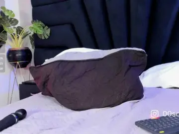 Bongacams Free Live Porn of foxy-Katt