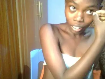 Bongacams Sex Chat of Sweet-petite