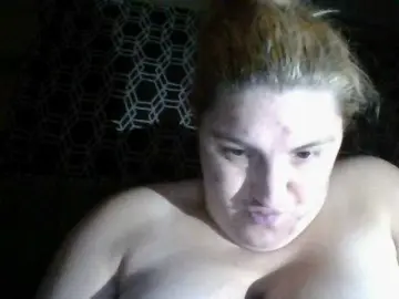 Bongacams Best live sex cam show of Badmommy32