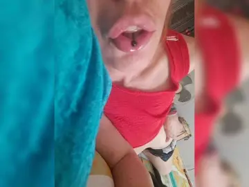 Bongacams Adult Video Chat of CurlyHanna