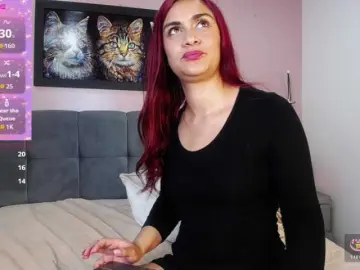 Bongacams Private Sex Chat of tiiny-emilly