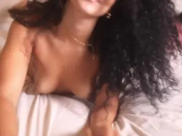 Bongacams Nude Webcam of suzysuz