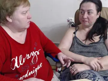 XMollyJaneEX from bongacams