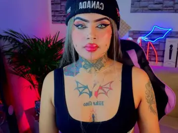 Bongacams Free Porn Cam of Nikiniki001