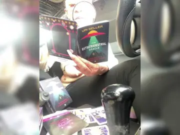 Bongacams Best live sex cam show of TheDime