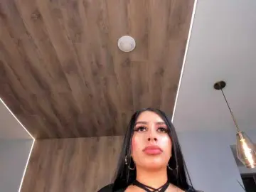 Bongacams Live Porn of LeahLombardi