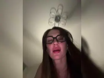 Bongacams Watch Live Sex Cams of insideYou1