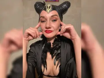 Bongacams Live Sex Cam of Monro