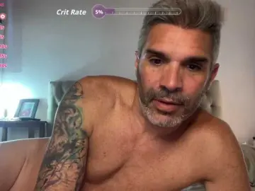 Bongacams Watch Live Sex Cams of Juanyroo