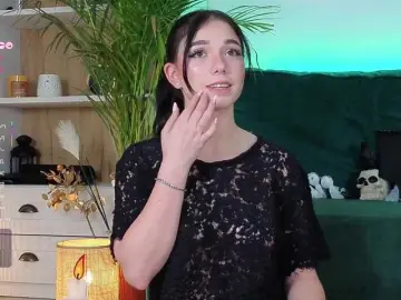 AveryWillow from bongacams