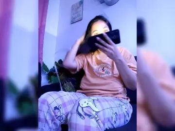 Bongacams Sex Cam of candicelovee