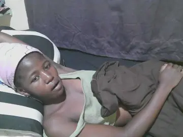 Bongacams Watch Live Sex Cams of sweet-tatiana