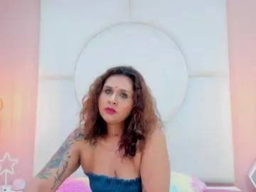 Bongacams Watch Live Sex Cams of Maddison-Walker