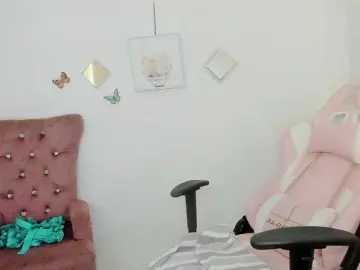 Bongacams Nude Webcam of ZooeyBelair