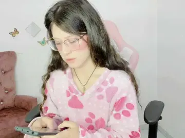 Bongacams Free Porn Cam of ZooeyBelair