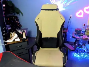 Bongacams Free Porn Cam of mmmMommy