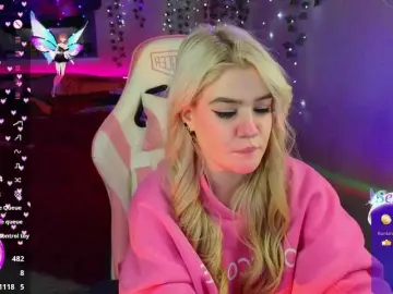 Bongacams Free Live Porn of RedVelveten