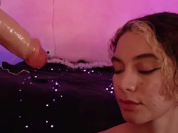 Bongacams Best Webcam of RedVelvett-