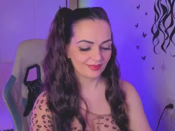 SelenaOlson from bongacams