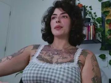 Bongacams Live Sex Cam of talimajesty