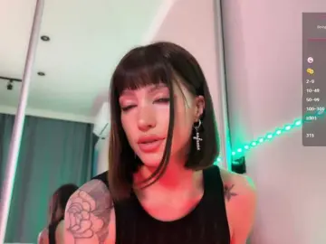 Bongacams Nude Webcam of AllweNEEDisLOVE