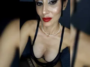 Bongacams Watch Live Sex Cams of VenusianHumiliation