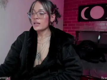 Bongacams Adult Webcam of CurlyScarlett13