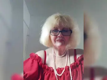 KASANDRABOLOSHKA from bongacams