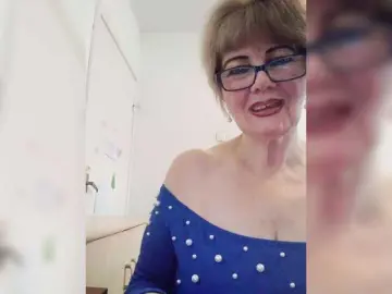 Bongacams Nude Webcam of KASANDRABOLOSHKA