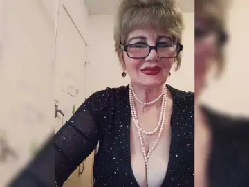 Bongacams Free Porn Cam of KASANDRABOLOSHKA