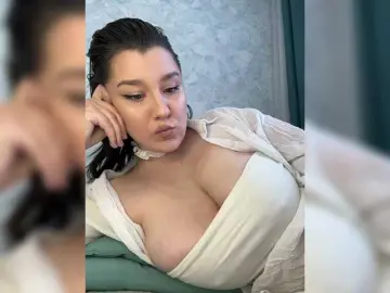 Bongacams Private Sex Chat of M-O-L-N-I-Y-A