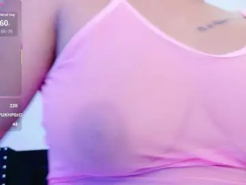 Bongacams Watch Live Sex Cams of mamaneedsfun