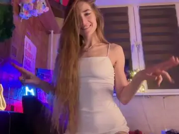 Bongacams Free Live Porn of CandyBoom