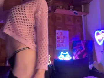 Bongacams Best live sex cam show of CandyBoom