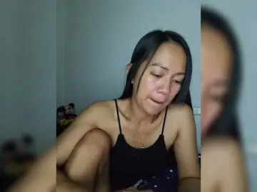 Bongacams Watch Live Sex Cams of Kiana11